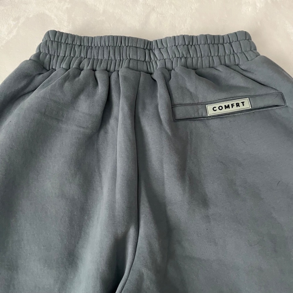 Comfort Travel Essentials Sweatpants Sky Color In Size Small - Picture 4 of 7